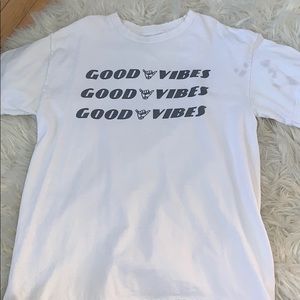 Brandy Melville “good vibes” t shirt